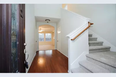 11 Aquiline Oaks Place, The Woodlands, TX 77382 - Photo 5