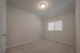 32045 Towering Birch Trl, Conroe, TX 77385 - Photo 11