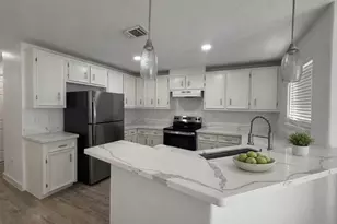 3114 Bolt St, Houston, TX 77051 - Photo 3