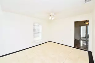 2730 Colony Dr, Sugar Land, TX 77479 - Photo 17