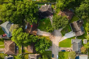 516 St Charles St, League City, TX 77573 - Photo 5