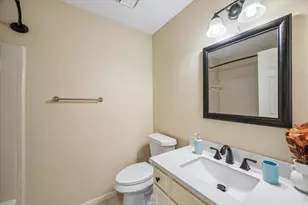 14427 Sun Harbor Dr, Houston, TX 77062 - Photo 15
