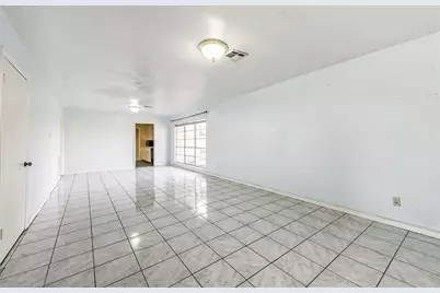 4710 Wedgewood Drive, Bellaire, TX 77401 - Photo 5