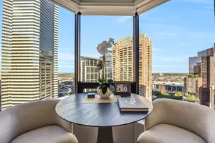 1111 Caroline St, Houston, TX 77010 - Photo 9