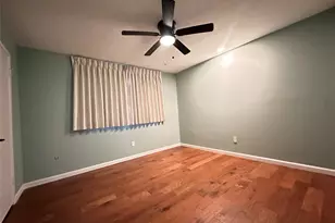 10902 Bob White Dr, Houston, TX 77096 - Photo 21