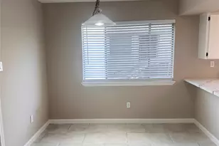 10902 Bob White Dr, Houston, TX 77096 - Photo 7