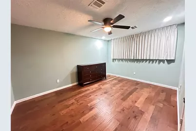 10902 Bob White Drive, Houston, TX 77096 - Photo 19