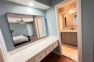 10902 Bob White Dr, Houston, TX 77096 - Photo 15