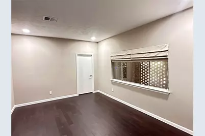 10902 Bob White Drive, Houston, TX 77096 - Photo 11