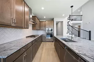 2912 Golden Dust Dr, Katy, TX 77493 - Photo 11