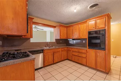 5206 Avenue L, Galveston, TX 77551 - Photo 7