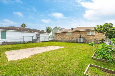 5206 Avenue L, Galveston, TX 77551 - Photo 23