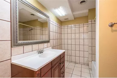 5206 Avenue L, Galveston, TX 77551 - Photo 19