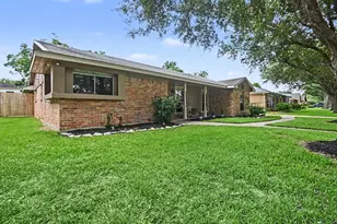 722 Seaway Dr, Seabrook, TX 77586 - Photo 3