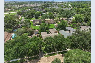 722 Seaway Drive, Seabrook, TX 77586 - Photo 39