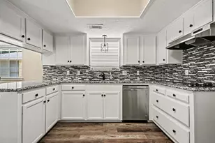 722 Seaway Dr, Seabrook, TX 77586 - Photo 11
