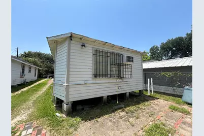 7109 Avenue O, Houston, TX 77011 - Photo 9