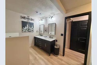 3850 Hays Avenue, Groves, TX 77619 - Photo 13