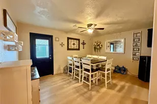 3850 Hays Ave, Groves, TX 77619 - Photo 7