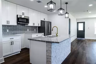 8009 Candor, Navasota, TX 77868 - Photo 9