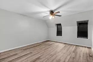 2647 Marilee Ln, Houston, TX 77057 - Photo 15