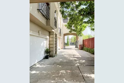 1318 Peden Street #D, Houston, TX 77006 - Photo 41