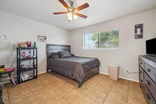 3718 Sealy St, Galveston, TX 77550 - Photo 17