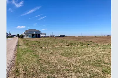 1270 Lagoon Drive, Crystal Beach, TX 77650 - Photo 5