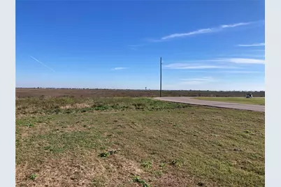 1270 Lagoon Drive, Crystal Beach, TX 77650 - Photo 9