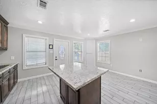 7941 Goode St, Houston, TX 77012 - Photo 23