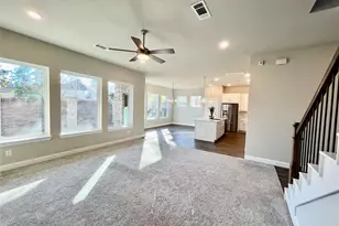 547 Kingston Ln, Shenandoah, TX 77384 - Photo 9