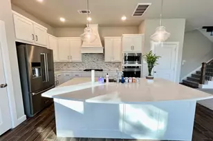 547 Kingston Ln, Shenandoah, TX 77384 - Photo 13