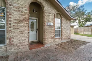 607 Francis Ct Ct, League City, TX 77573 - Photo 3