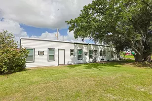 521 2nd Ave N, Texas City, TX 77590 - Photo 15