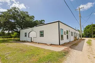 521 2nd Ave N, Texas City, TX 77590 - Photo 9