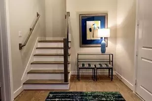 5817 E Post Oak Ln, Houston, TX 77055 - Photo 3