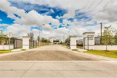 5817 E Post Oak Lane, Houston, TX 77055 - Photo 1