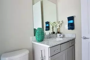 5817 E Post Oak Ln, Houston, TX 77055 - Photo 5