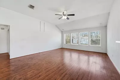 3901 22nd Street N, Texas City, TX 77590 - Photo 9