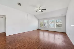 3901 22nd St N, Texas City, TX 77590 - Photo 9