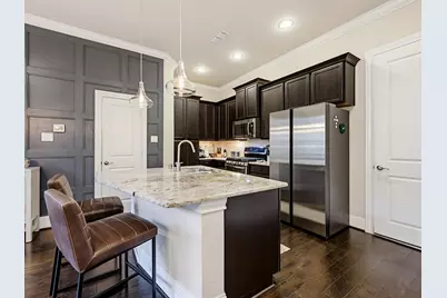 8418 Oak Leaf Point Drive, Houston, TX 77055 - Photo 5