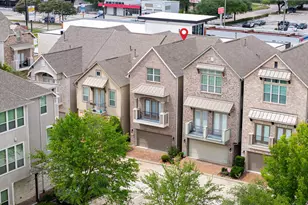 8418 Oak Leaf Point Dr, Houston, TX 77055 - Photo 13
