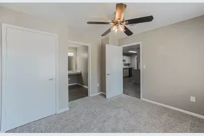 11111 W Montgomery Road #912, Houston, TX 77088 - Photo 5