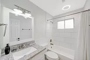 55 Dew Fall Ct, The Woodlands, TX 77380 - Photo 23