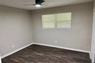 311 Ravenhead Dr, Houston, TX 77034 - Photo 23