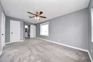 2102 Dewberry Ln, Pasadena, TX 77502 - Photo 9