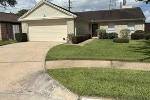 3207 E Heatherock Cir, Sugar Land, TX 77479 - Photo 1