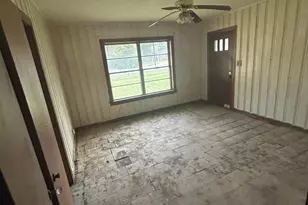 1122 E Houston, Crockett, TX 75835 - Photo 9