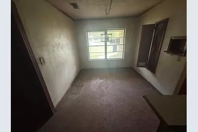 1122 E Houston, Crockett, TX 75835 - Photo 11