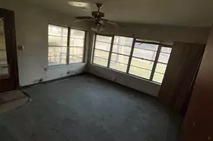 1122 E Houston, Crockett, TX 75835 - Photo 19